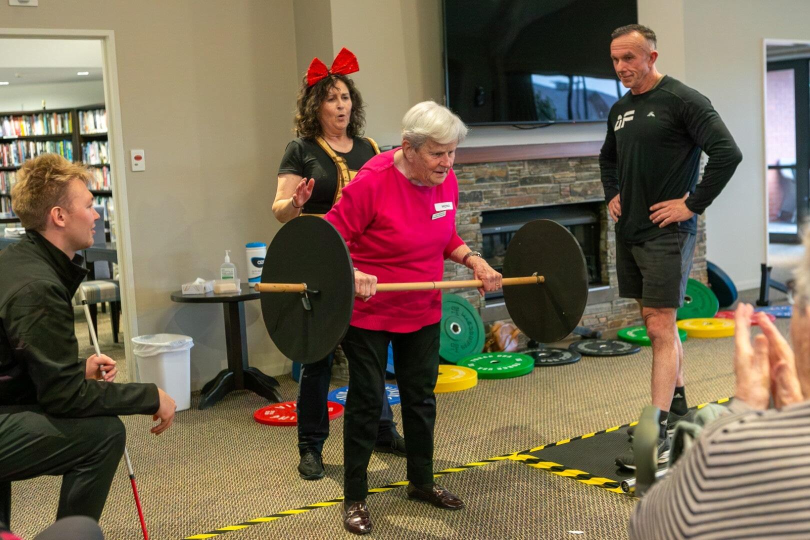 BB240143 (Large)-min