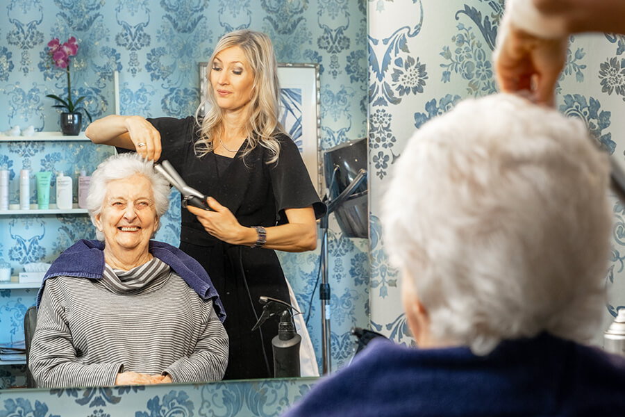 Hairdresser with resident