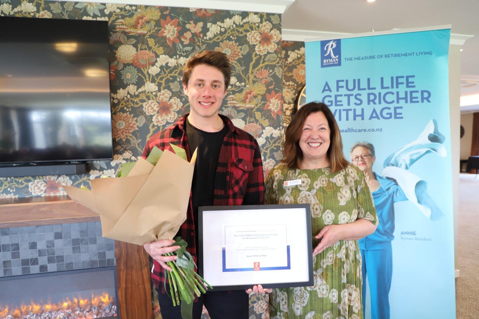 IMG_5033 (Large)-min