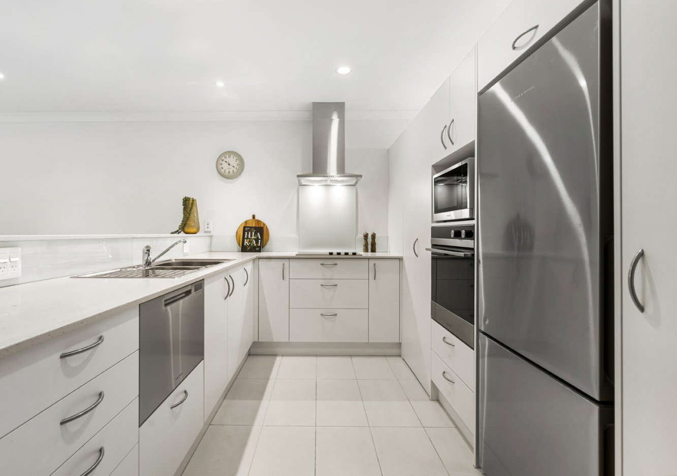 Formal Apartment Makeover - Manhattan Remodel - ELLE Decor - Energy-Independent Apartment Makeover