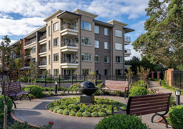 William Sanders Village-Exterior-02 640x450